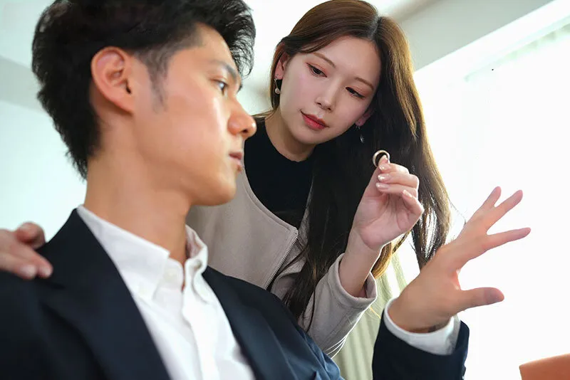 Bà xã đi đi giã ngoại, người chồng ở nhà bị nhỏ em vợ yêu gạ xxx không trượt phát nào